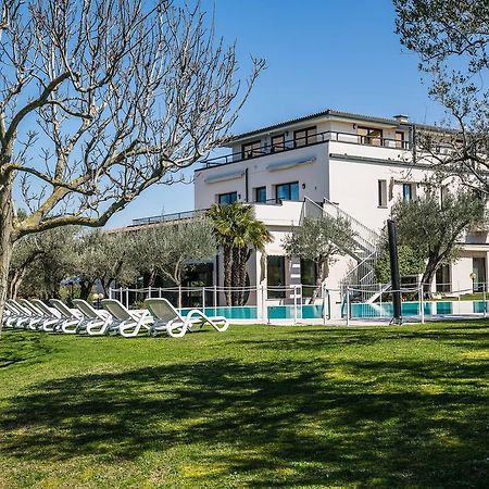 Appartamento Ideal Sirmione Kültér fotó