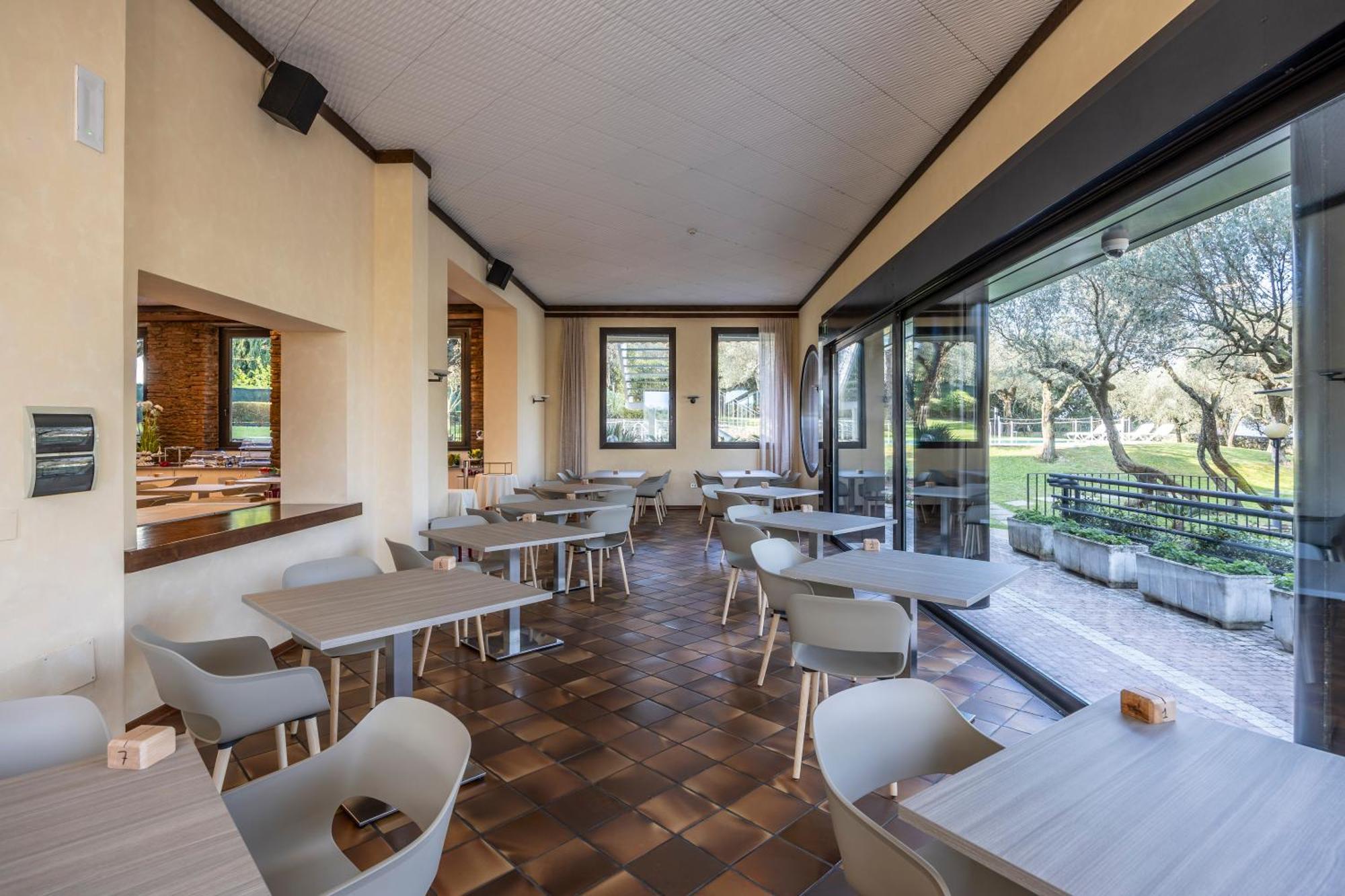 Appartamento Ideal Sirmione Kültér fotó
