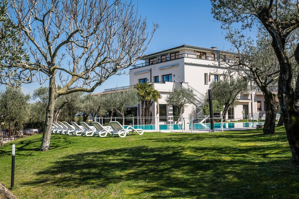 Appartamento Ideal Sirmione Kültér fotó