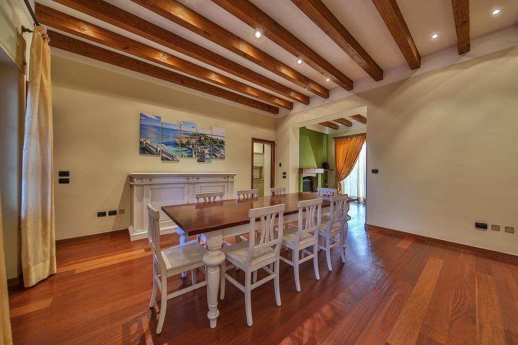 Appartamento Ideal Sirmione Kültér fotó