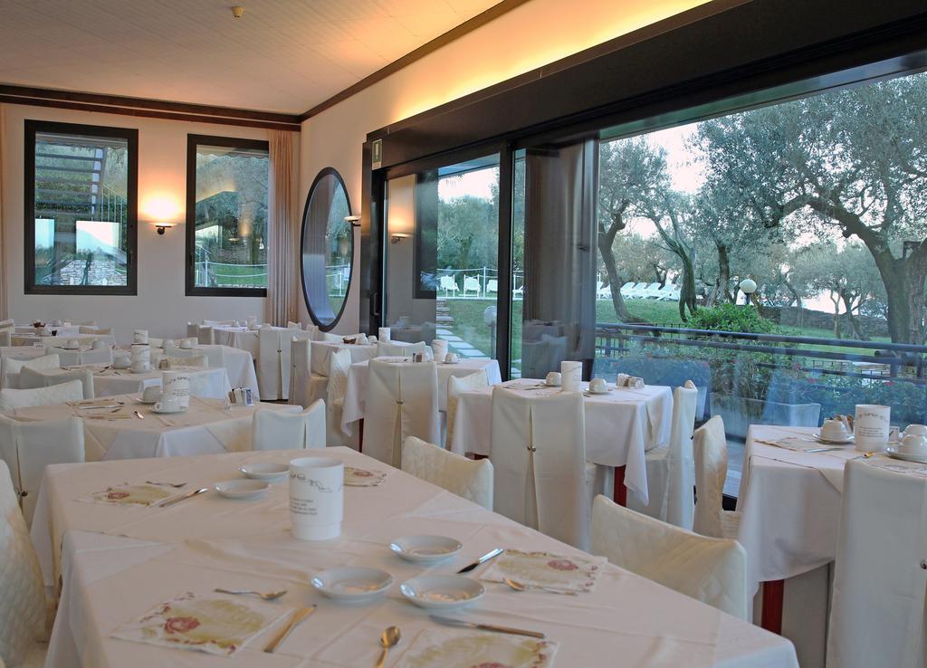 Appartamento Ideal Sirmione Kültér fotó